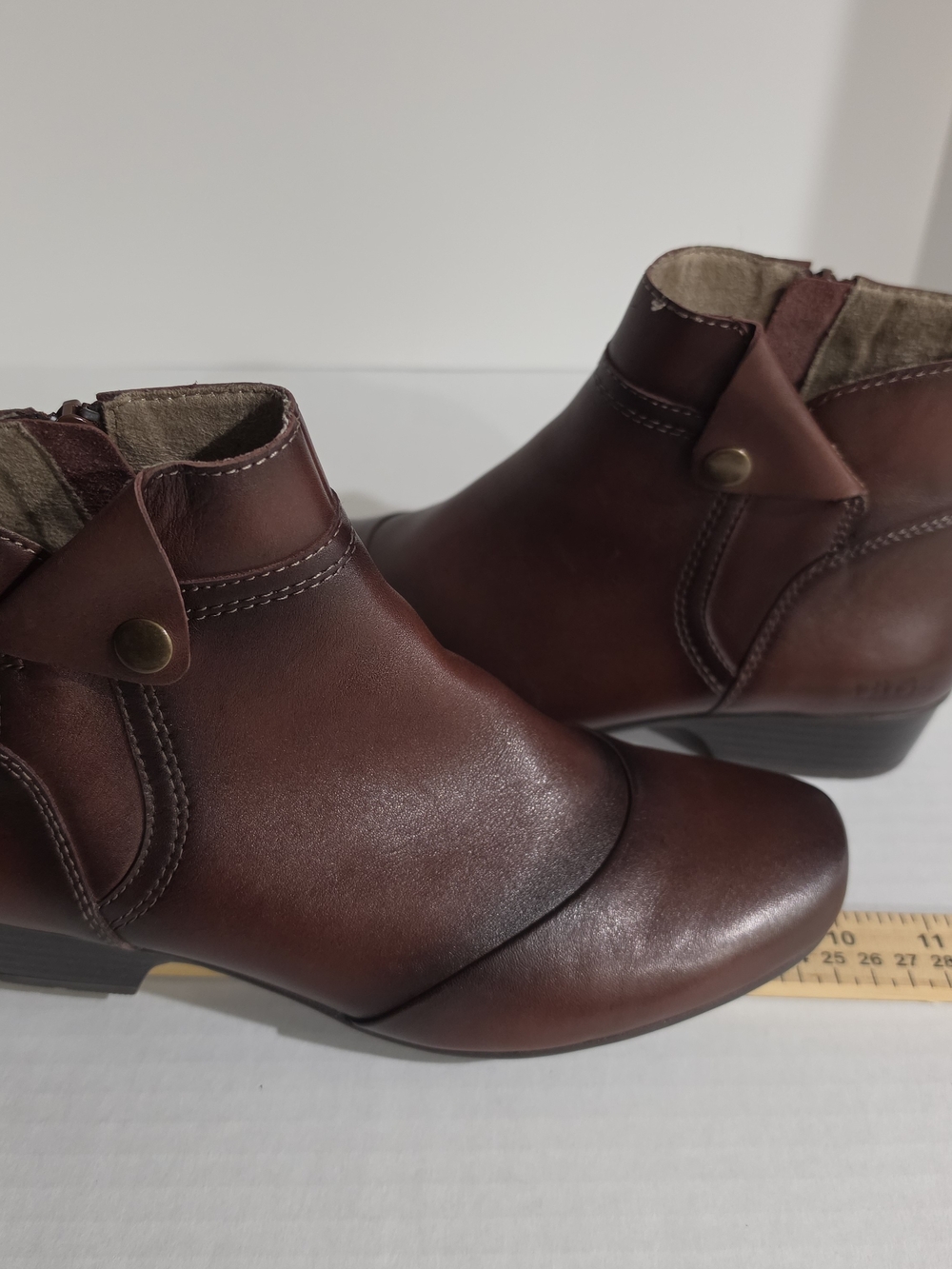 Taos, Oh Snap, ankle boot, zip